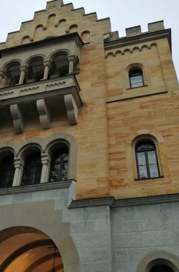 renowacja elewacji Neuschwanstein Castle w Bawarii