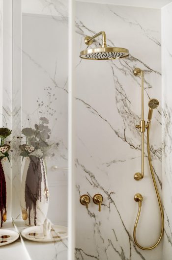 Spiek kwarcowy Marazzi Caparia Lux Gris - prysznic